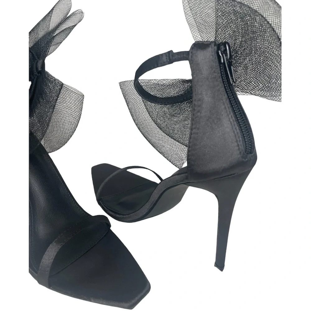 Black Oversized Side Bow High Heels - Picture 5 of 12